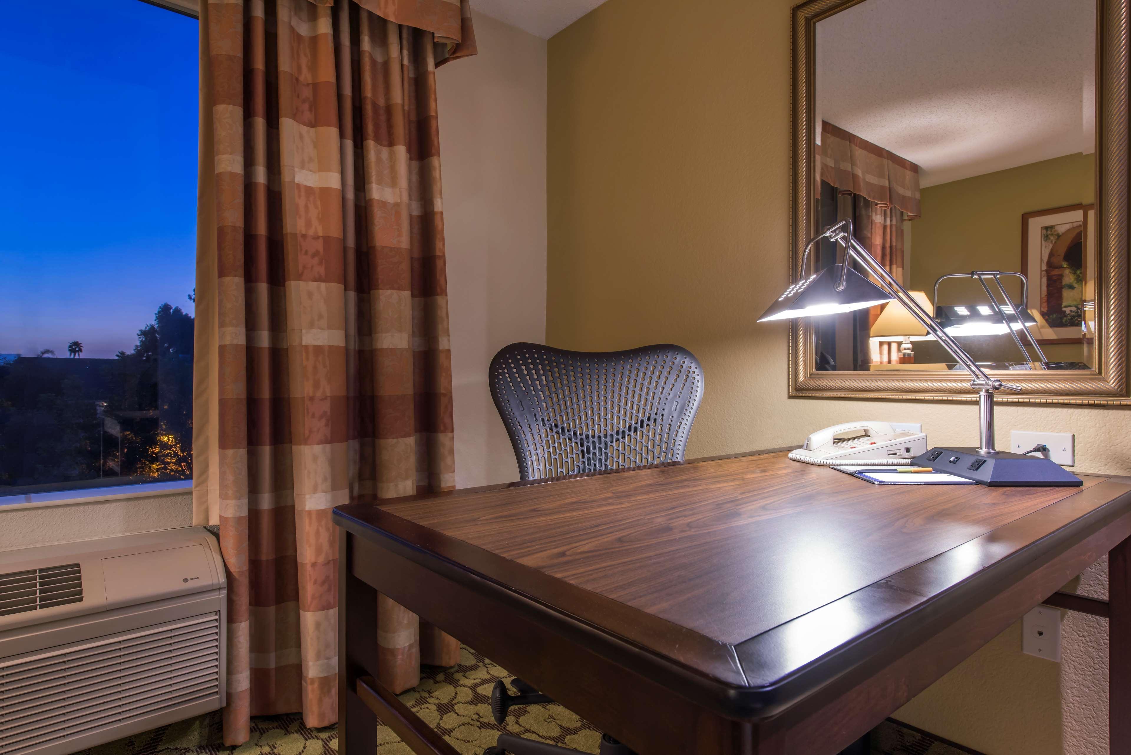 Hilton Garden Inn Arcadia/Pasadena Area Esterno foto